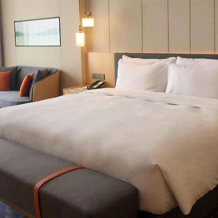 Wyndham Grand Zhaoqing Downtown Hotell Exteriör bild