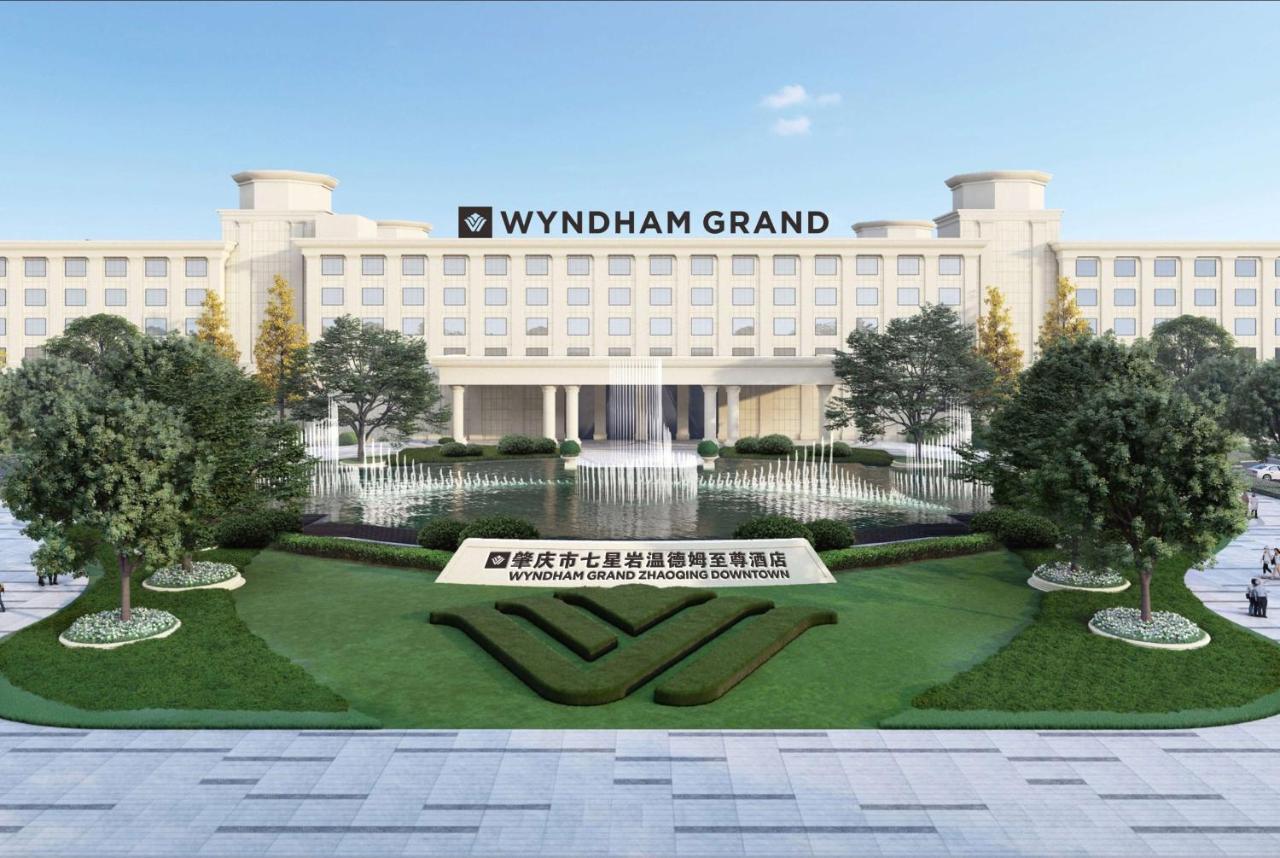 Wyndham Grand Zhaoqing Downtown Hotell Exteriör bild