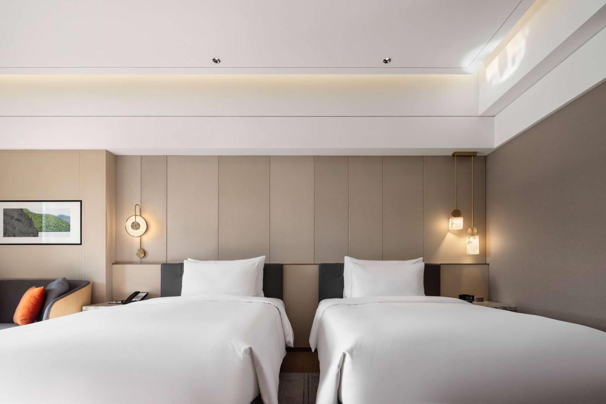 Wyndham Grand Zhaoqing Downtown Hotell Exteriör bild