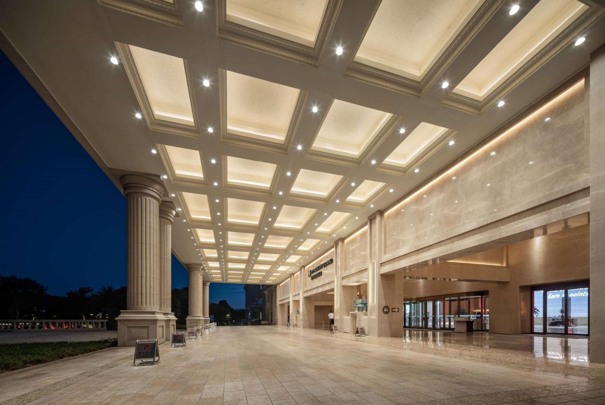 Wyndham Grand Zhaoqing Downtown Hotell Exteriör bild